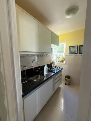 Vende-se apartamento na Atalaia