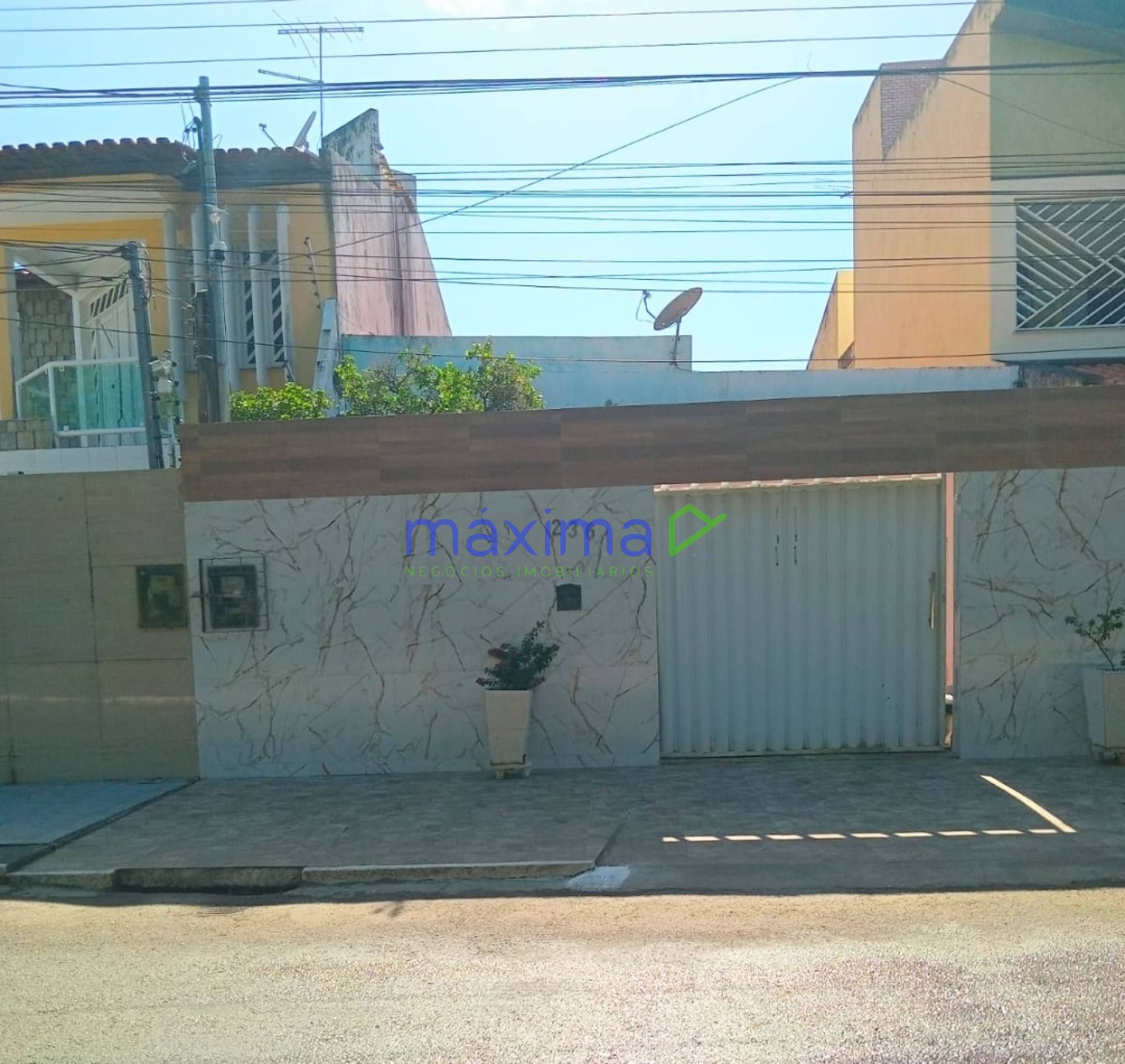 Casa à venda - Jabotiana