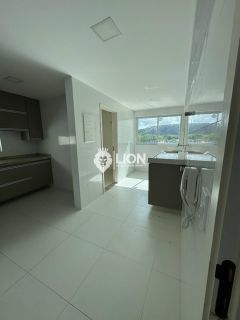 Apartamento Para Vender com 04 quartos 04 suítes no bairro Guaxuma  em Maceió
