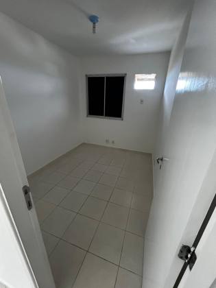 Apartamento Para Vender com 03 quartos 01 suítes no bairro Antares  em Maceió