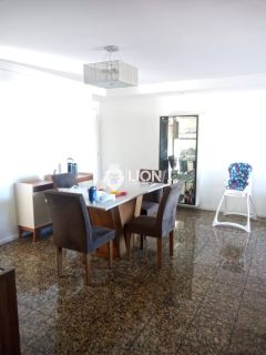 Edifício Mirante do Farol – Viva de Frente para o Infinito Azul.No Mirante do Farol, isso é realidade. Um lar que une localização privilegiada, vista espetacular e espaços que acolhem com elegância.