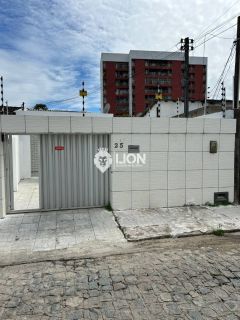 Casa à Venda no Coração do Farol – Moradia ou Ponto Comercial!