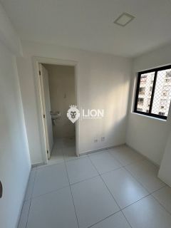 Oportunidade no Edifício Golden Park – Conforto e Localização!  Você encontrou o apartamento ideal para morar com praticidade a apenas 3 minutos da praia!