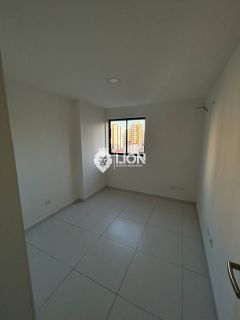 Oportunidade no Edifício Golden Park – Conforto e Localização!  Você encontrou o apartamento ideal para morar com praticidade a apenas 3 minutos da praia!