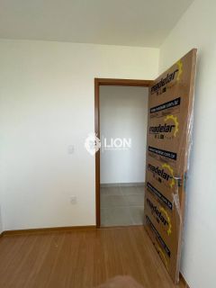 Apartamento Para Alugar com 2 quartos no bairro Antares  em Maceió