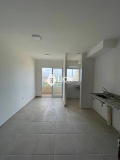 Apartamento Para Alugar com 2 quartos no bairro Antares  em Maceió