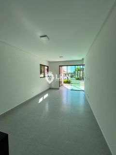 Casa Para Vender com 1 quartos 2 suítes no bairro Antares  em Maceió