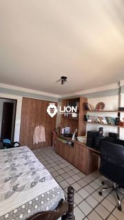 Apartamento Para Vender com 04 quartos, 02 suítes + DCE no bairro Ponta Verde