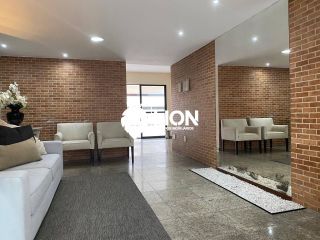 Apartamento Para Vender com 02 quartos 01 suítes no bairro Ponta Verde em Maceió