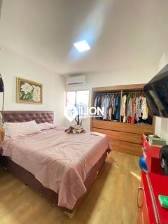 Apartamento Para Vender com 3 quartos 1 suítes no Edifício Caiçara