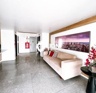 Apartamento Para Vender no Edifício Paris, Jatiúca- Maceió