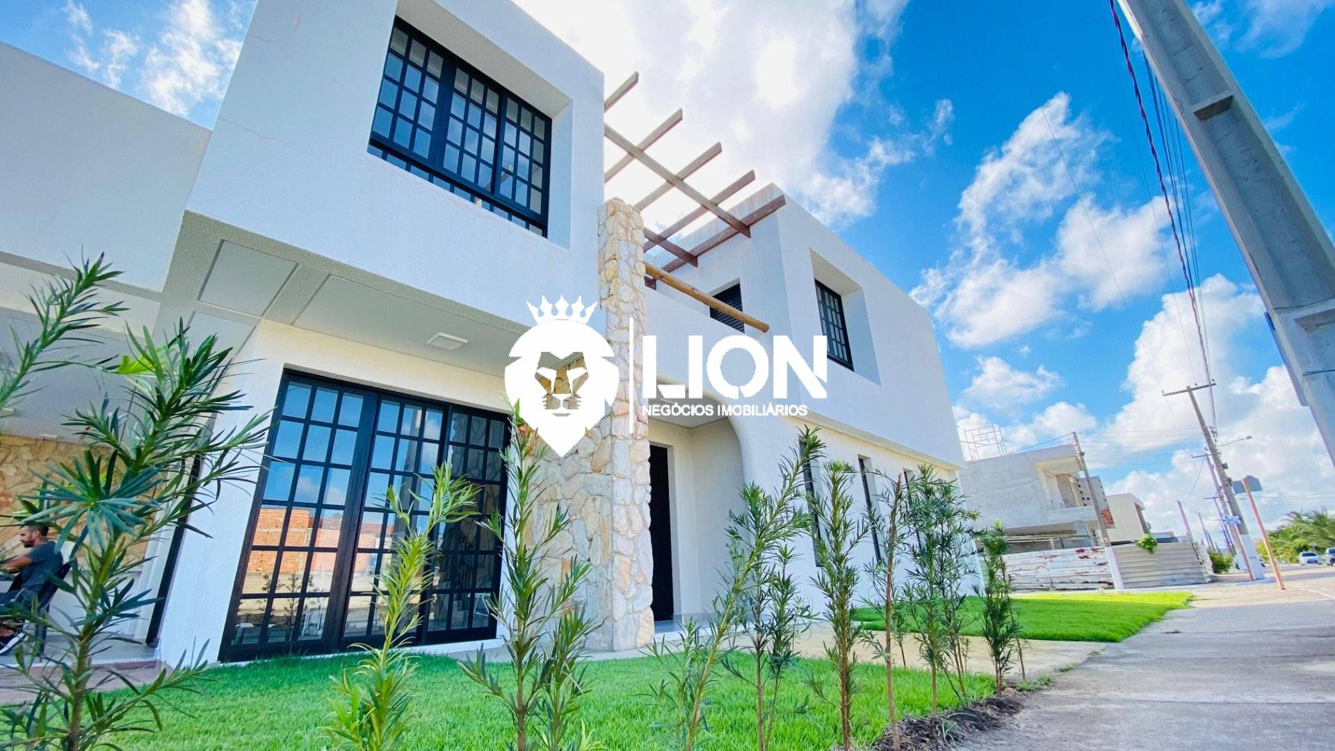 (143) Casa Exclusiva em  cond. Fechado - Marechal 5 minutos do mar!