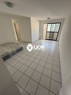 Apartamento Para Vender  Edifício Residencial NEW LIFE com 3 quartos sendo 2 suítes no bairro Ponta Verde em Maceió