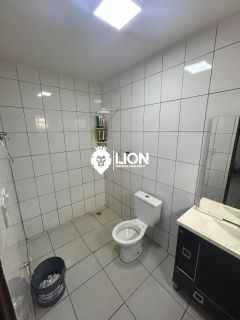 Vendo casa de primeiro andar no Antares!