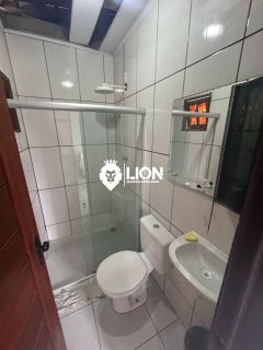 Vendo casa de primeiro andar no Antares!