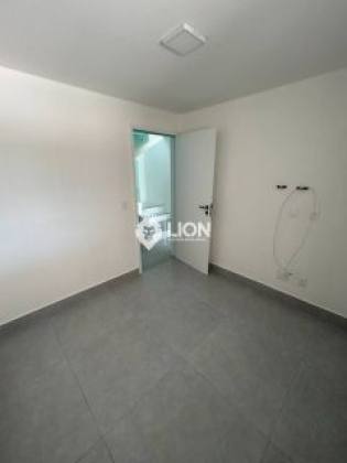 Casa Para alugar com 3 quartos sendo 2 suítes no bairro Antares  em Maceió