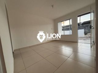 EXELENTE CASA À VENDA  NA CIDADE UNIVERSITÁRIA!