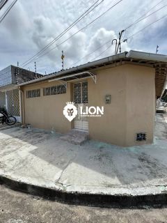 ALUGUEL – CASA NO BARRO DURO