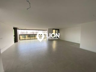 Apartamento Luxuoso com 4 Suítes na ponta verde!!