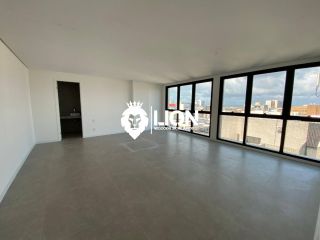 Apartamento Luxuoso com 4 Suítes na ponta verde!!