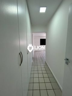 Apartamento à Venda na Ponta Verde – Localização Privilegiada e Excelente Ventilação!