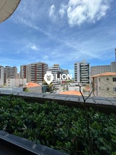 Apartamento à Venda na Ponta Verde – Localização Privilegiada e Excelente Ventilação!