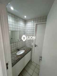 Apartamento à Venda na Ponta Verde – Localização Privilegiada e Excelente Ventilação!