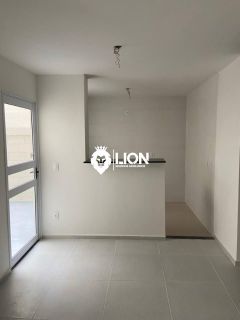 Apartamento para Aluguel | 2 Quartos | Próximo à Praia
