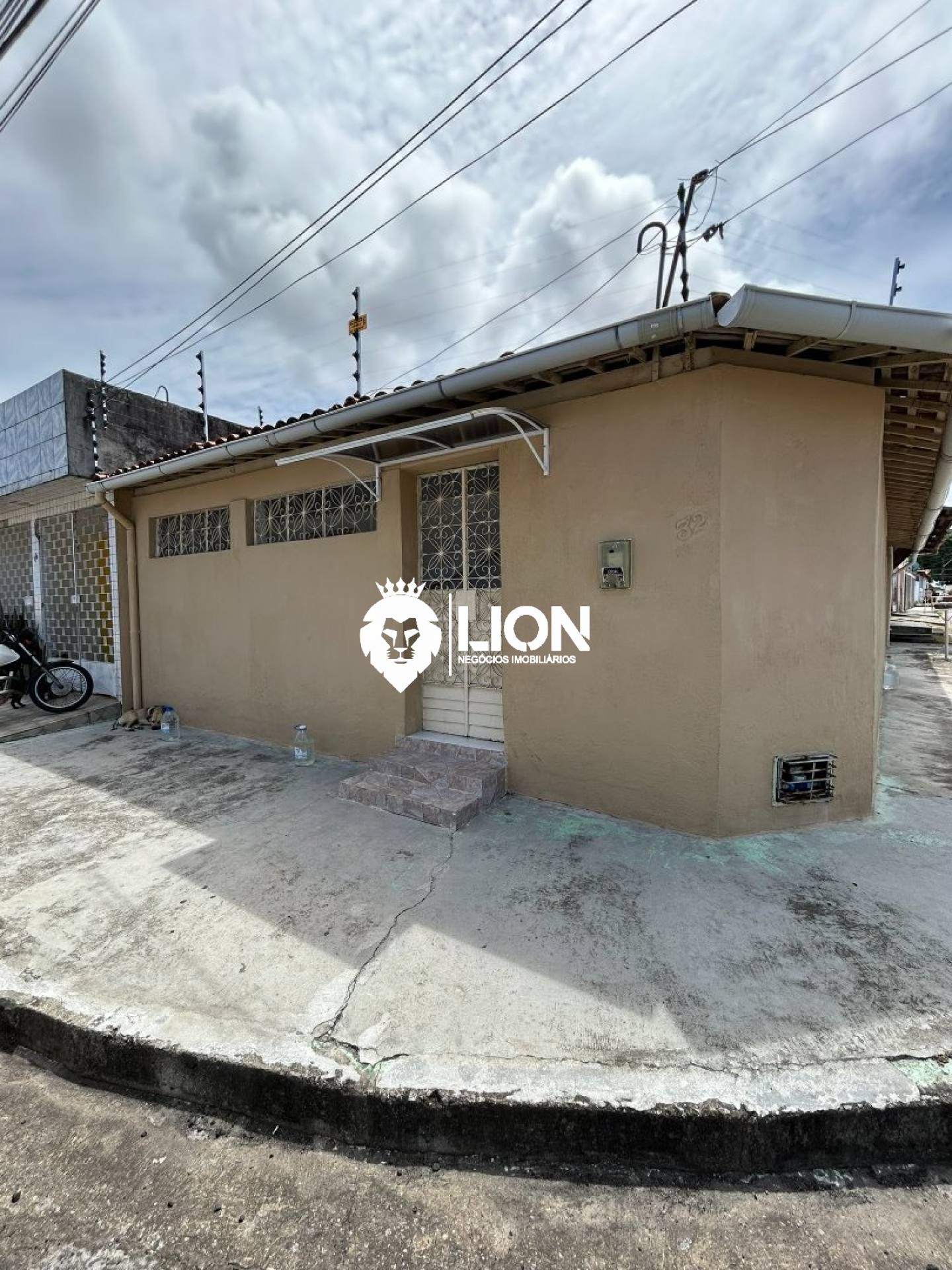 ALUGUEL – CASA NO BARRO DURO