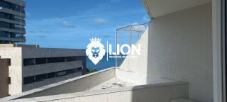 Apenas 100 metros do mar: viva o melhor do litoral em grande estilo!