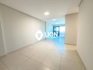 Apartamento 3/4 com suíte, varanda e 2 vagas – Farol – Ed. Mirante Garden