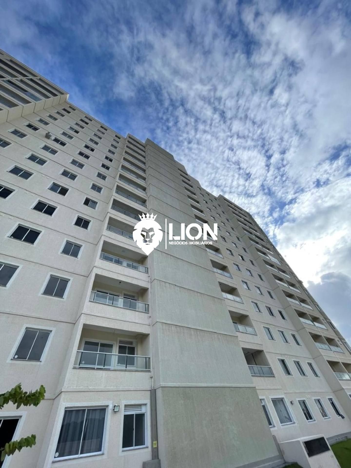 Apartamento Para Alugar com 2 quartos no bairro Antares  em Maceió- TORRES DE TRINDADE