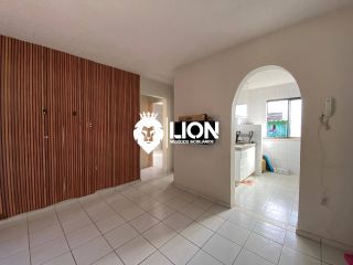 Apartamento Para Alugar com 2 quartos no José Tenório