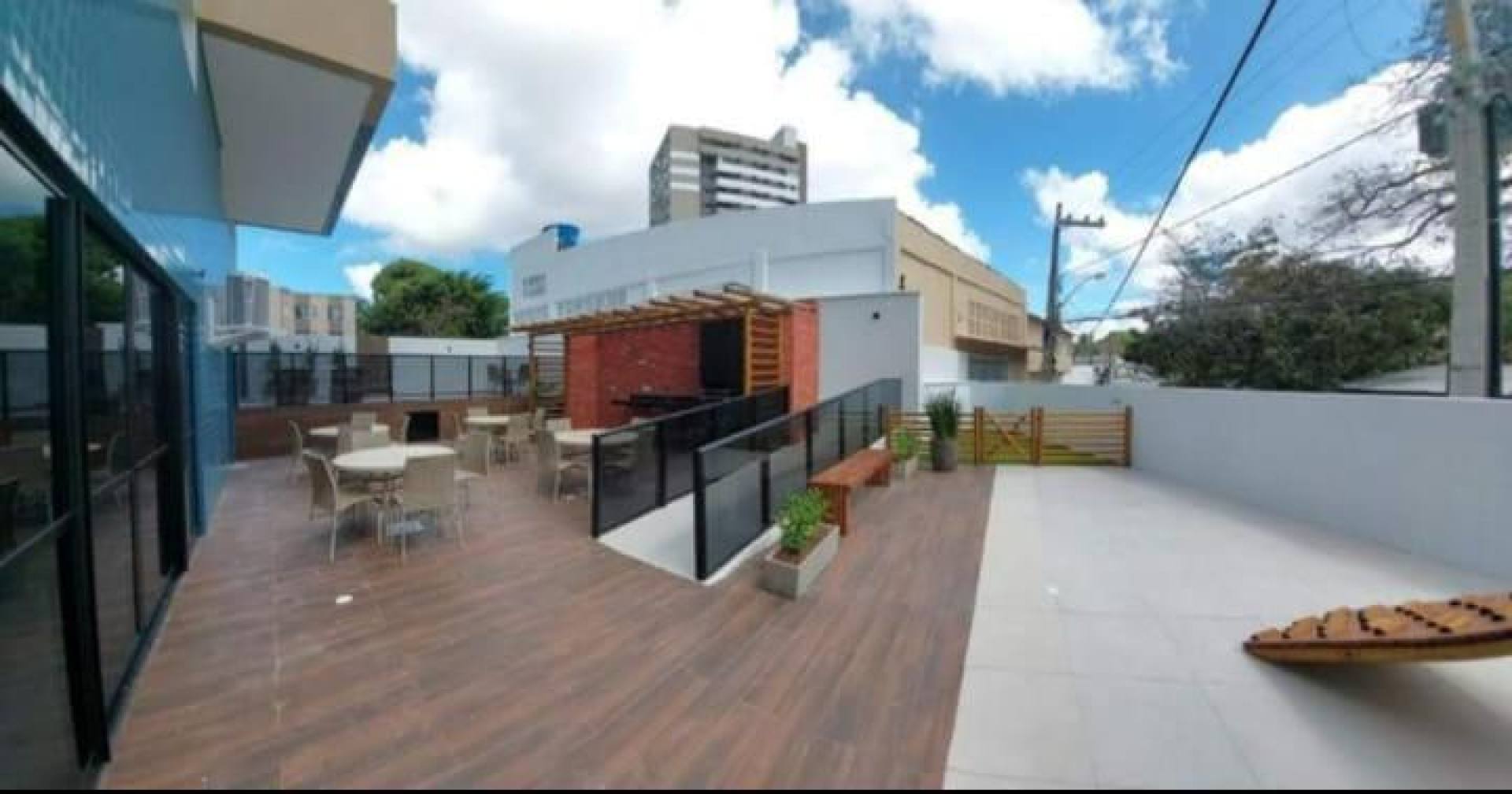 Apartamento Para Vender com 2 quartos 01 suítes no bairro Cruz das Almas em Maceió