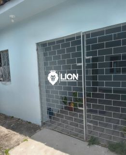 Casa Espaçosa à Venda no Benedito Bentes I – Conforto e Excelente Localização