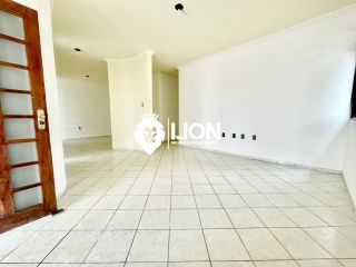 (016)EXCELENTE ALUGUEL - CASA DE ESQUINA EM CONJUNTO COM PORTARIA