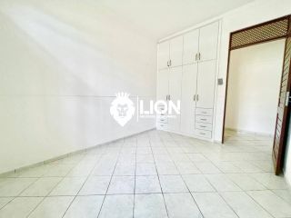 (016)EXCELENTE ALUGUEL - CASA DE ESQUINA EM CONJUNTO COM PORTARIA