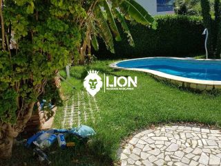 IMÓVEL ESPAÇOSO, MOBILIADO E COM ÁREA DE LAZER COMPLETA