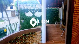 IMÓVEL ESPAÇOSO, MOBILIADO E COM ÁREA DE LAZER COMPLETA