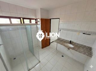 CASA À VENDA – 200m² DE CONFORTO E SOFISTICAÇÃO