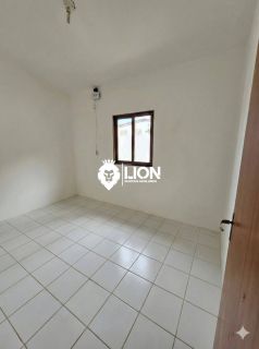 CASA À VENDA – 200m² DE CONFORTO E SOFISTICAÇÃO