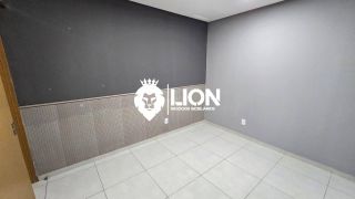 Casa reformada e moderna, PORTEIRA FECHADA. Ficam todos os móveis e eletrodomésticos