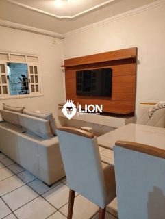 VENDO CASA ESPAÇOSA E BEM LOCALIZADA!- CIDADE UNIVERSITÁRIA