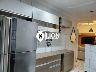 VENDO CASA ESPAÇOSA E BEM LOCALIZADA!- CIDADE UNIVERSITÁRIA