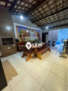 Linda Casa à Venda – Conforto, Espaço e Área de Lazer Completa!