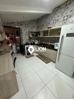 Linda Casa à Venda – Conforto, Espaço e Área de Lazer Completa!