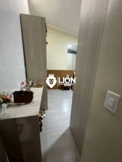 Linda Casa à Venda – Conforto, Espaço e Área de Lazer Completa!