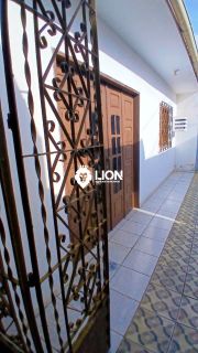 CASA À VENDA – TABULEIRO DOS MARTINS / SANTA LÚCIA