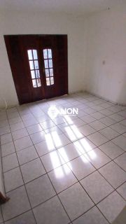 CASA À VENDA – TABULEIRO DOS MARTINS / SANTA LÚCIA