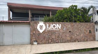 Sobrado Residencial e Comercial – Espaço, Conforto e Versatilidade!